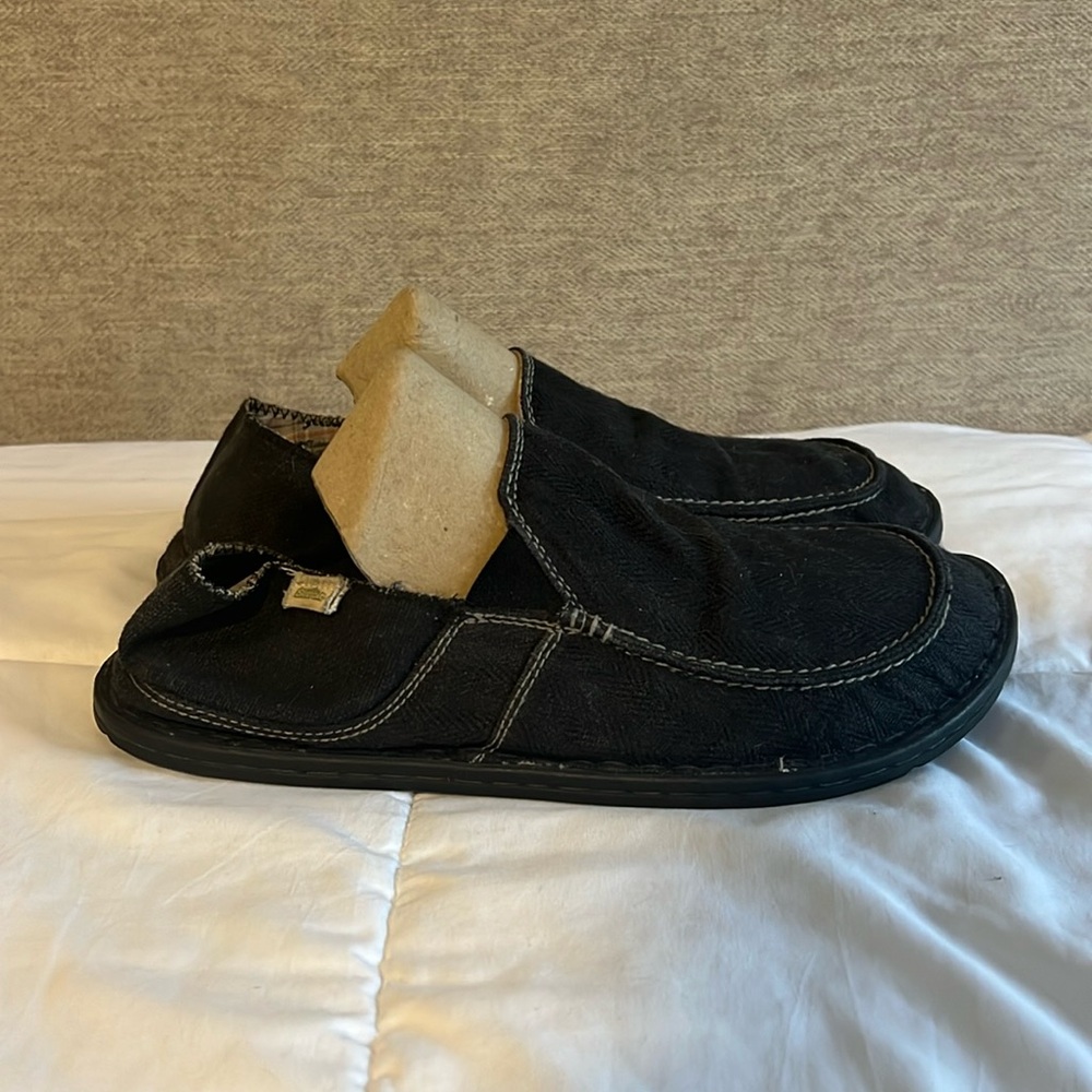 Simple Greentoe Canvas Shoes